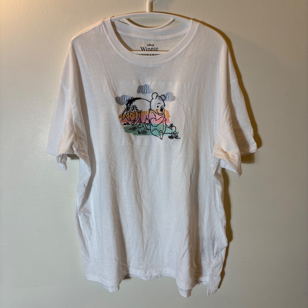 Disney Winnie the Pooh Eeyore Embroidered White T-Shirt XL